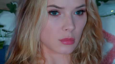 Snapshot of gentlerossi chatting on 05/06/26, 06:24 GentleRossi online show from 05/06/26, 06:24
