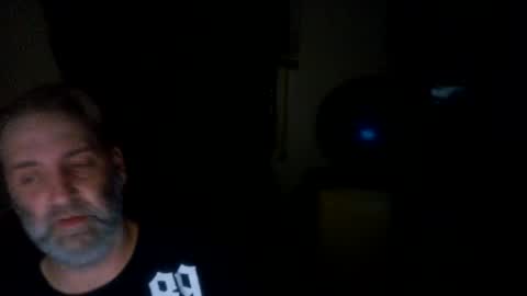 Snapshot of geoffbmn chatting on 07/19/26, 02:37 geoffbmn online show from 07/19/26, 02:37