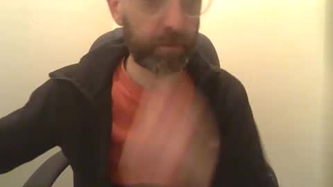 Snapshot of geon2xx chatting on 02/06/25, 12:33 Geon online show from 02/06/25, 12:33