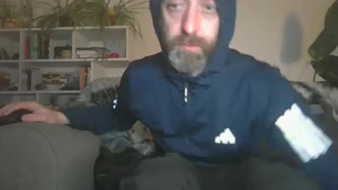 Snapshot of geon2xx chatting on 09/27/25, 10:26 Geon online show from 09/27/25, 10:26