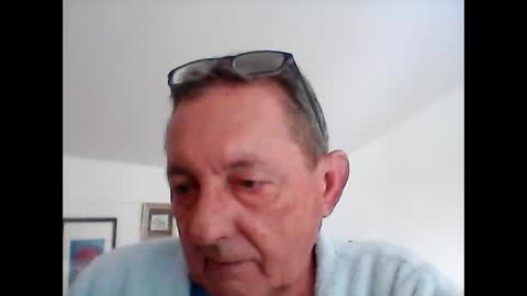 Snapshot of georg1412 chatting on 06/01/26, 08:38 georg1412 online show from 06/01/26, 08:38