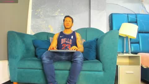 Snapshot of george_diesell_ chatting on 07/10/26, 05:01 George online show from 07/10/26, 05:01