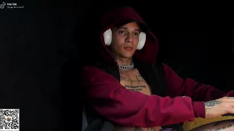 independent model online show from 02/09/25, 04:57