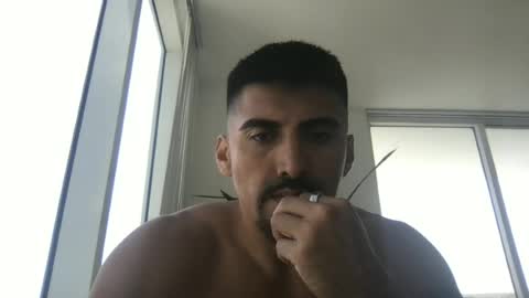 Snapshot of georgelopezfit chatting on 07/13/26, 08:22 georgelopezfit online show from 07/13/26, 08:22