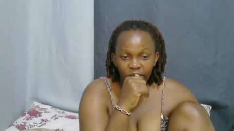Snapshot of georgeous_kimberly chatting on 04/20/26, 07:33 georgeous_kimberly online show from 04/20/26, 07:33