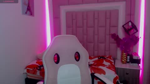 GEORGE online show from 12/18/24, 09:04