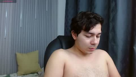 Snapshot of georgesmith_1 chatting on 06/17/26, 05:10 GEORGE online show from 06/17/26, 05:10