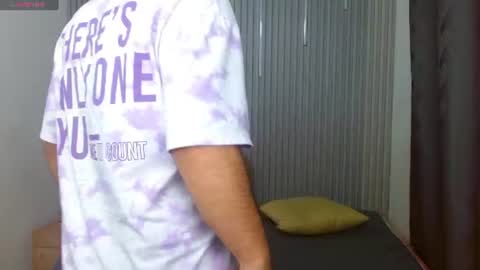 Snapshot of georgesmith_1 chatting on 07/05/26, 03:56 GEORGE online show from 07/05/26, 03:56