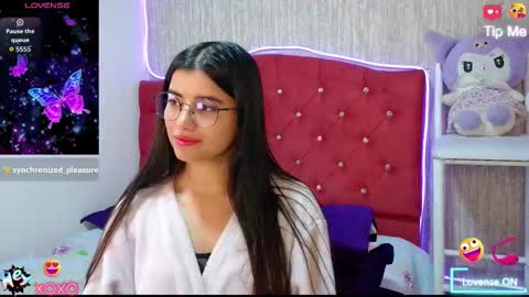 Snapshot of georgia_oli chatting on 10/17/25, 01:31 georgia_oli online show from 10/17/25, 01:31