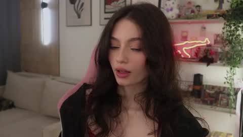 Snapshot of georgiamorandi chatting on 06/18/26, 12:09 georgiamorandi online show from 06/18/26, 12:09
