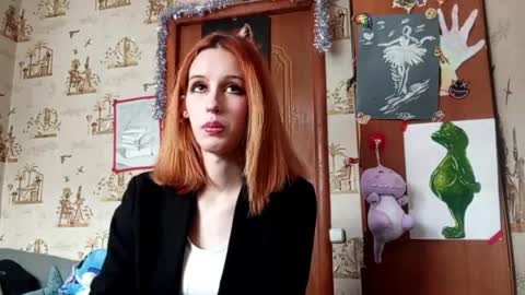 Ellie online show from 04/14/26, 10:54