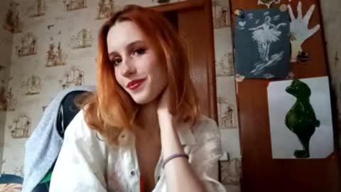 Snapshot of georgianahaeussler chatting on 05/23/26, 03:05 Ellie online show from 05/23/26, 03:05