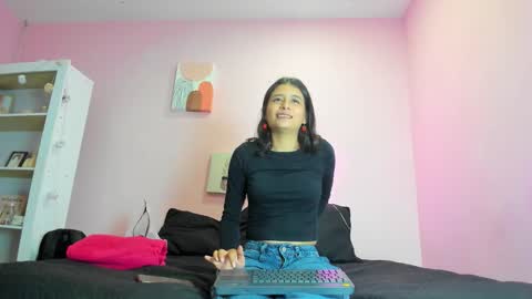 GEORGINA FERRI online show from 10/06/25, 05:10