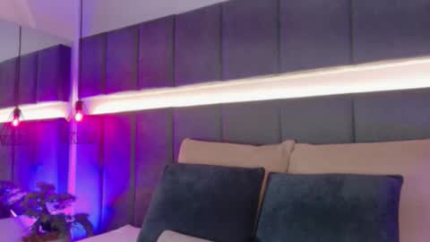 Kendal  online show from 12/02/25, 12:38