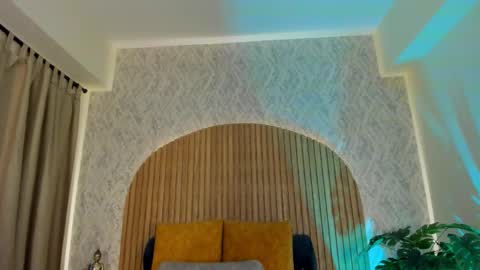 Kendal  online show from 02/16/26, 11:28