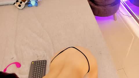    online show from 02/12/25, 12:33