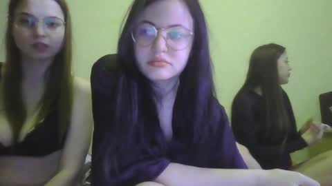 Snapshot of german_eva chatting on 03/03/25, 10:06 Eva online show from 03/03/25, 10:06