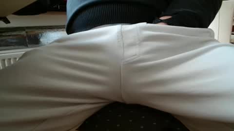 germanandy71 online show from 10/21/25, 07:53