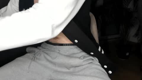 germanmike1997 online show from 12/25/24, 07:02