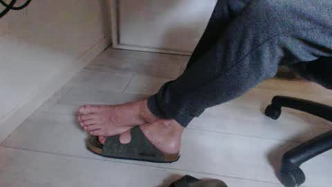 GermanSoleBro online show from 09/17/25, 06:48