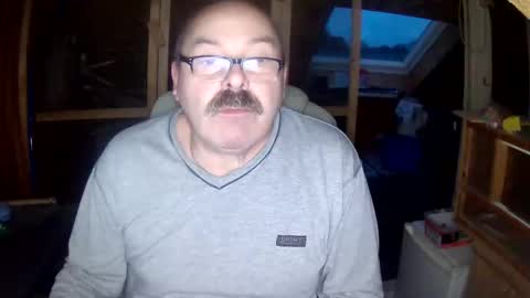 germany_50 online show from 11/29/25, 06:38