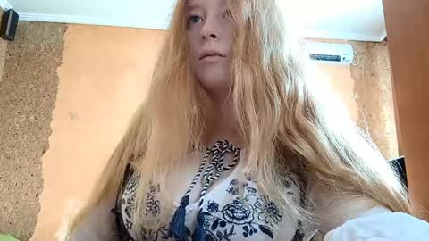 Snapshot of gertrudisturbe chatting on 05/16/26, 10:08 Kate online show from 05/16/26, 10:08