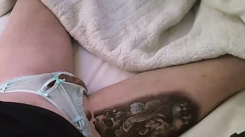 Luscious online show from 12/17/24, 05:04