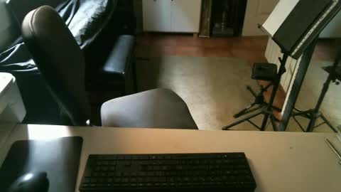 getz62 online show from 10/15/25, 08:03