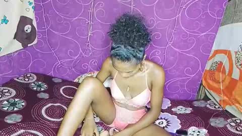 gggloria online show from 03/17/26, 07:33