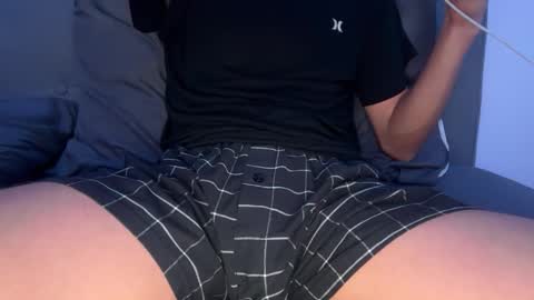 gh0st_boy_ online show from 10/21/25, 02:01