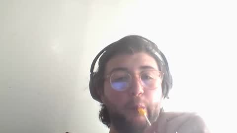 Snapshot of ghardh3 chatting on 12/03/24, 10:40 ghardh3 online show from 12/03/24, 10:40