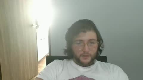 Snapshot of ghardh3 chatting on 03/06/25, 07:43 ghardh3 online show from 03/06/25, 07:43