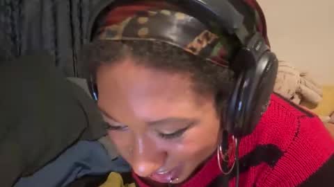 ghastgirlt_t online show from 11/06/25, 03:18