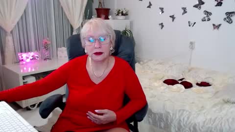 Ghertrudequeen online show from 10/04/25, 03:37