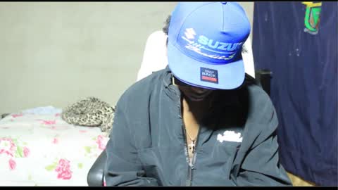 ghettolife2020 online show from 10/17/25, 04:26