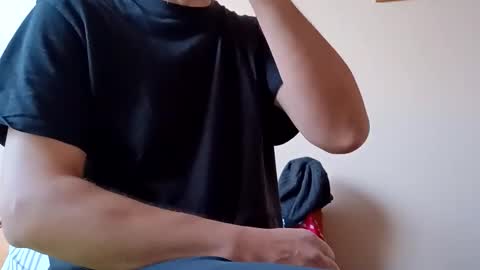 ghidorah_1973 online show from 01/14/26, 10:10