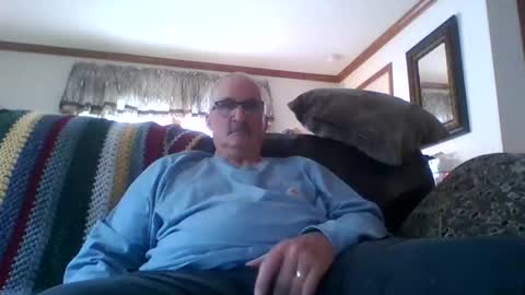 Snapshot of ghost2534 chatting on 05/25/26, 12:33 ghost2534 online show from 05/25/26, 12:33