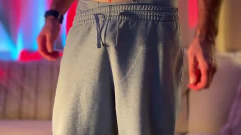 big boy ghost face online show from 10/06/25, 12:52