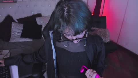 Snapshot of ghosty_doll chatting on 01/28/25, 08:04 Allison online show from 01/28/25, 08:04