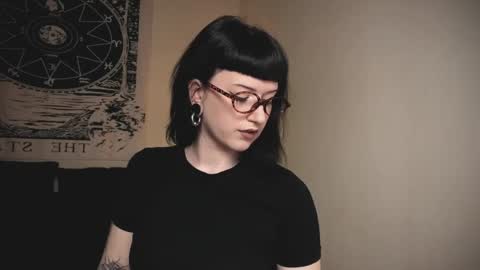 ghoticspectre online show from 04/17/26, 04:21