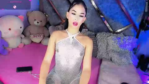 Snapshot of gia21xxx chatting on 09/12/25, 08:14 Gia Ferrara online show from 09/12/25, 08:14