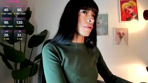 Snapshot of gia_demiee chatting on 06/18/26, 12:31 Gia Please help me with your thumbs up its important online show from 06/18/26, 12:31