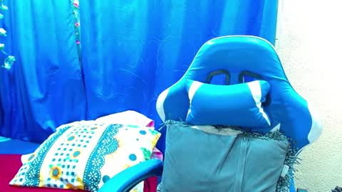 Gia  online show from 04/08/26, 11:37