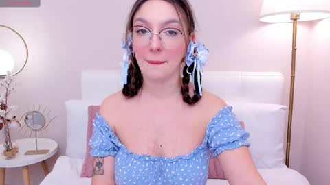 Gia online show from 03/04/25, 11:19