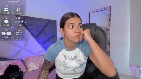 Gia  online show from 03/26/26, 06:46