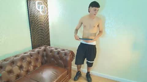 Snapshot of gian_rossii chatting on 06/27/26, 12:37 GIAN online show from 06/27/26, 12:37