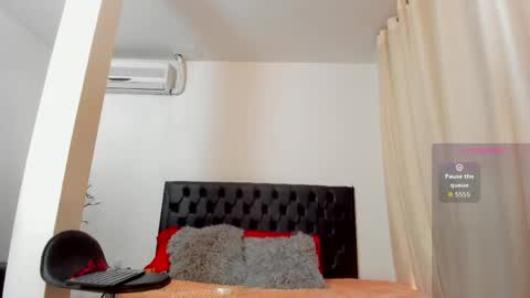 Snapshot of giana_gill chatting on 06/02/26, 11:23 Giana online show from 06/02/26, 11:23