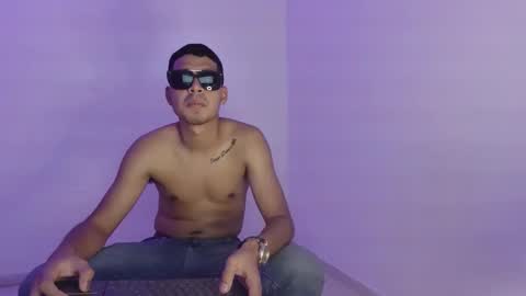 Snapshot of gianluca_silva chatting on 10/21/25, 12:11 Gianluca Silva online show from 10/21/25, 12:11