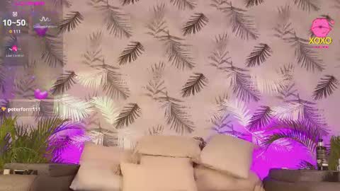 Snapshot of giannadeluca_ chatting on 06/19/26, 11:52 catalina online show from 06/19/26, 11:52