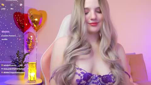 Roxy online show from 02/20/25, 03:23